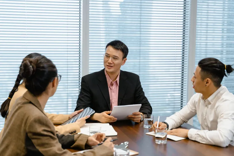 Why Ambitious Transformation Initiatives Lose Momentum—And How to Recover Before It's Too Late